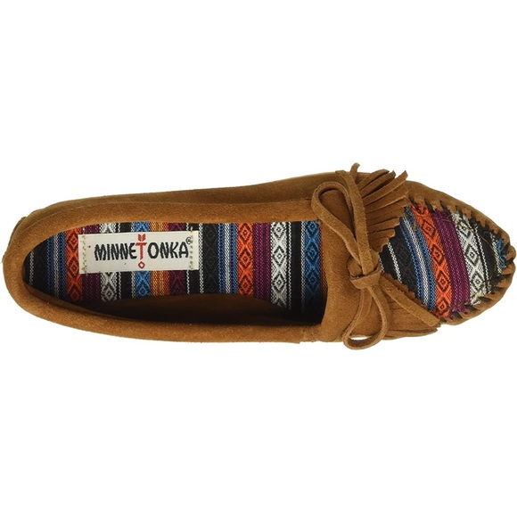 Minnetonka Women's Kilty Hardsole Moccasins / NEW in the box - Picture 2 of 3